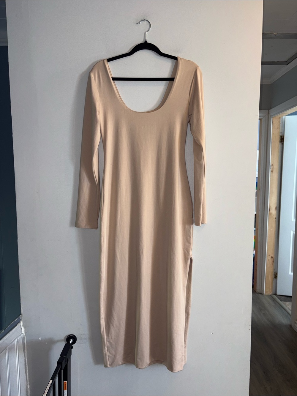 SWS Contour | Cream Midi Dress